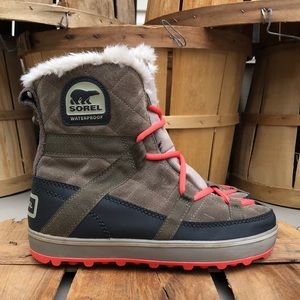 Sorel Glacy Explorer Shortie Boots (Waterproof)